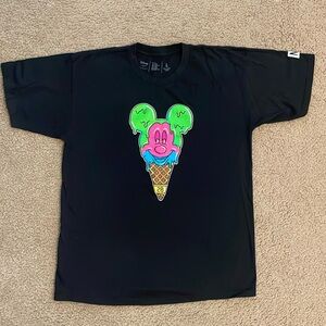 Men’s Disney x NEFF tshirt